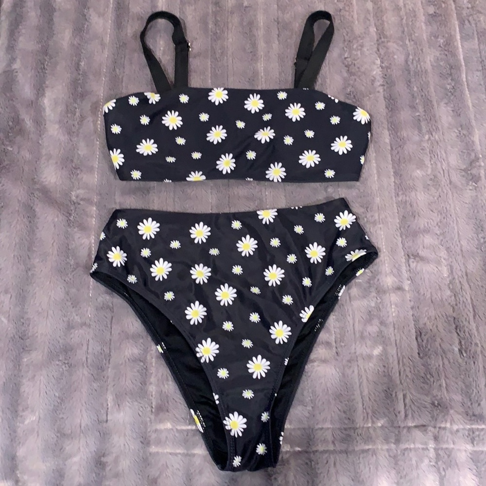 Daisy swim suit